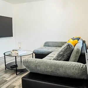 https://williams-reign-luxury-aparthotel.cambridgehotelsuk.com