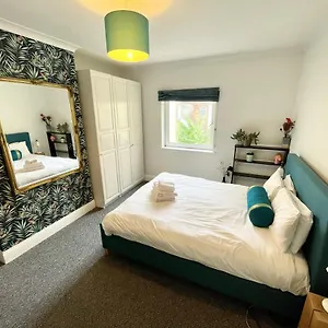 Colourful 3bd With Garden In Southville Bristol