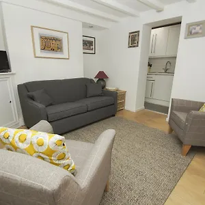 https://marine-gardens.brighton-hotels-england.com